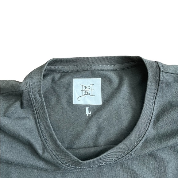 NWT Ed Hardy Embellished Skull Eagle T-shirt Men’s Large Charcoal Gray Y2K - Picture 5 of 8